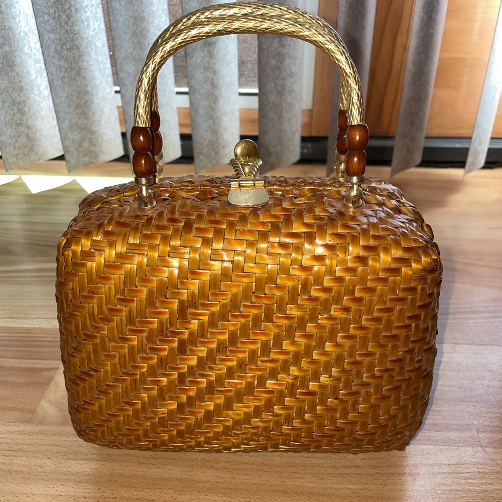 Vintage Basket Weave Hard Case Handbag